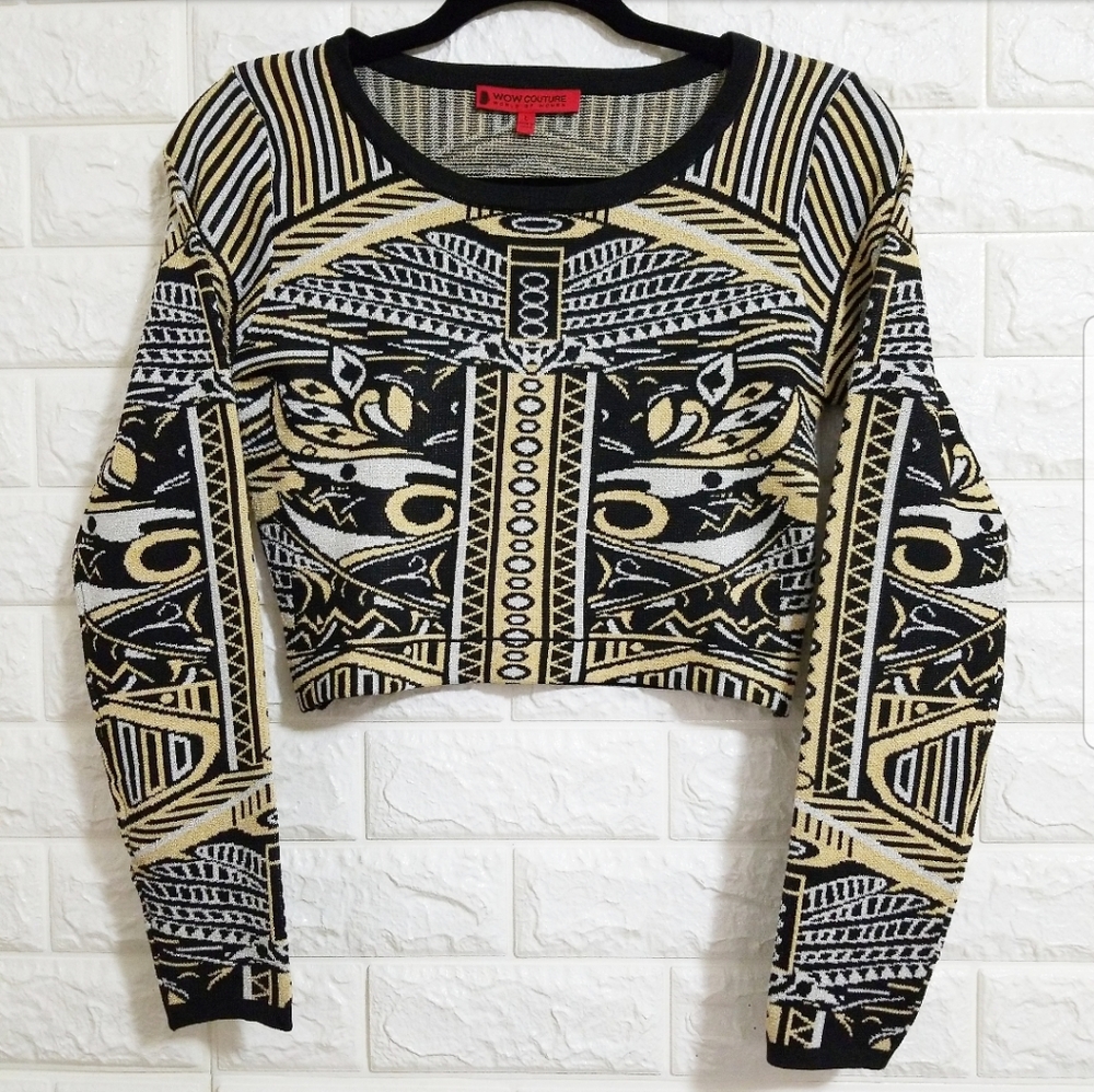 ✨️📣 ON SALE✨️WOW Couture Long Sleeve Knit Geometric Top
